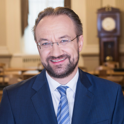 Valdis Dombrovski